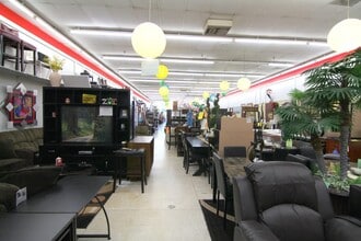 16141-16147 Harbor Blvd, Fountain Valley, CA for lease Interior Photo- Image 2 of 3