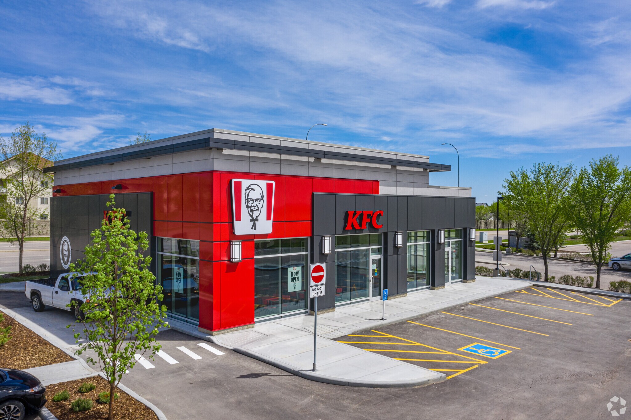 333 96 Ave NE, Calgary, AB for lease Primary Photo- Image 1 of 3