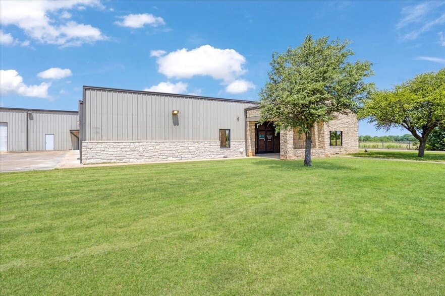 350 Nails Crossing Rd, Caddo, OK for sale - Building Photo - Image 2 of 50