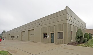 Plus de détails pour 1074-1080 Centre Rd, Auburn Hills, MI - Local d'activités à louer