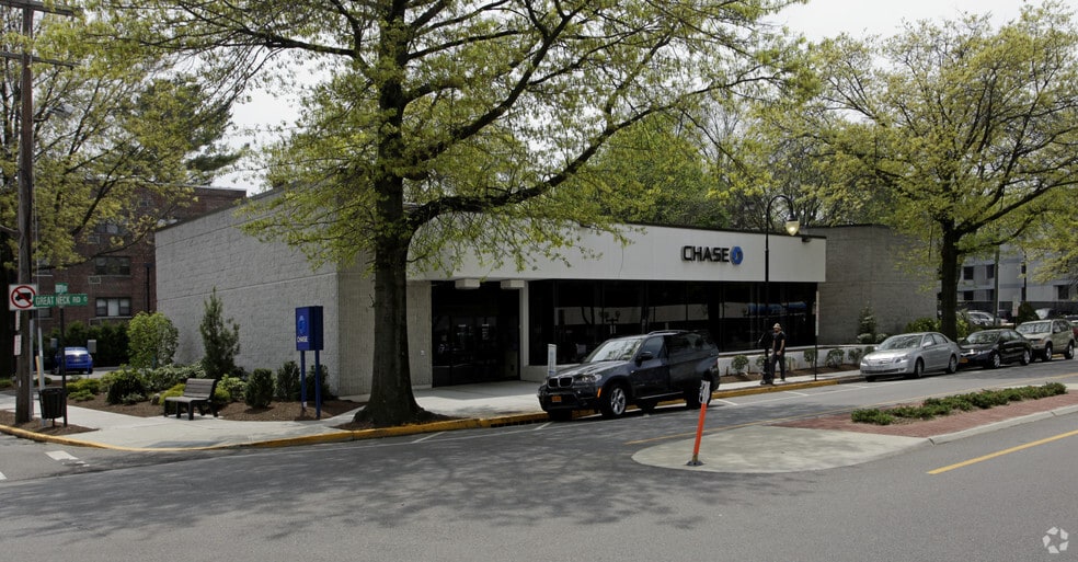 2-50 Great Neck Rd, Great Neck, NY for lease - Building Photo - Image 1 of 2