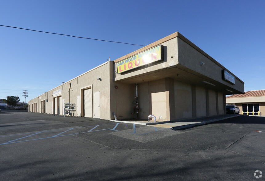 12053 Mariposa Rd, Hesperia, CA à louer - Photo du bâtiment - Image 2 de 21