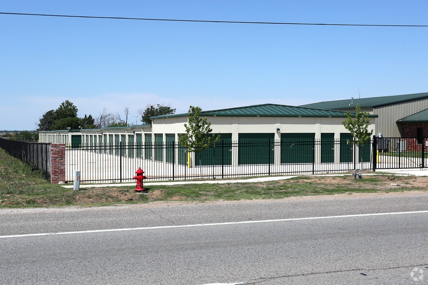 3650 S Classen Blvd, Norman, OK for sale - Building Photo - Image 3 of 10