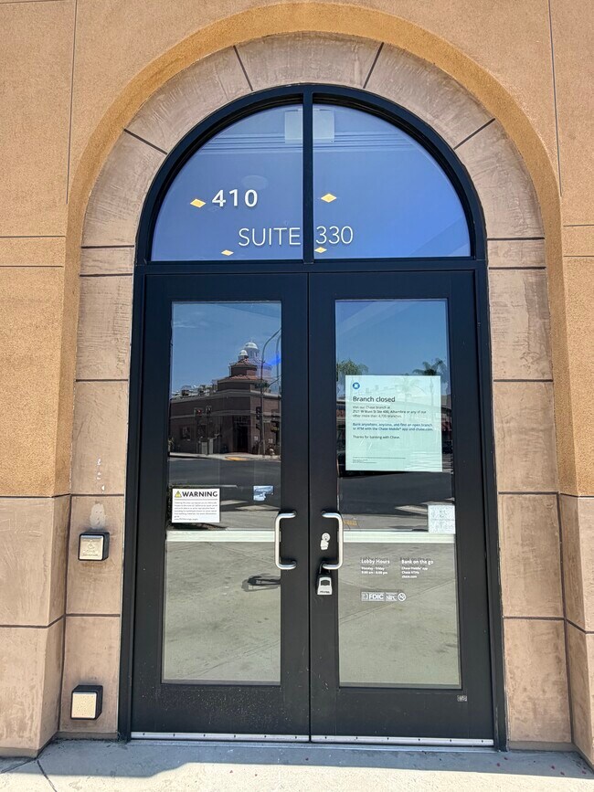 Plus de détails pour 428 W Main St, Alhambra, CA - Commerce de détail à louer