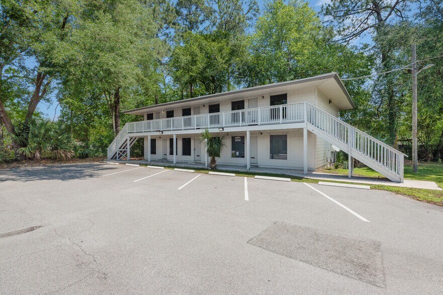 4251 University Blvd, Jacksonville, FL à louer - Photo du bâtiment - Image 3 de 3