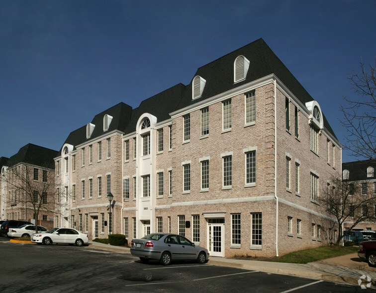 3923 Blenheim Blvd, Fairfax, VA for sale - Building Photo - Image 2 of 52