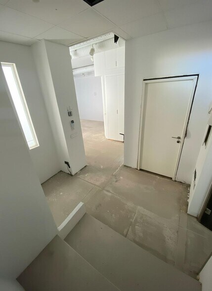 Retail in Marbella, Málaga for sale - Interior Photo - Image 3 of 15
