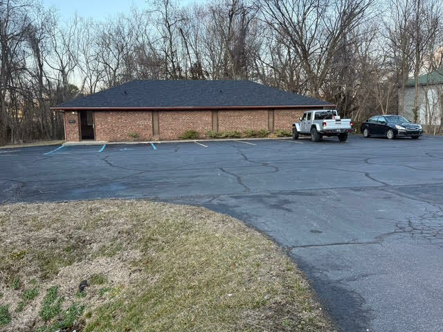 1121 Seaton Ave, Greenup, KY à vendre - Photo du bâtiment - Image 2 de 8