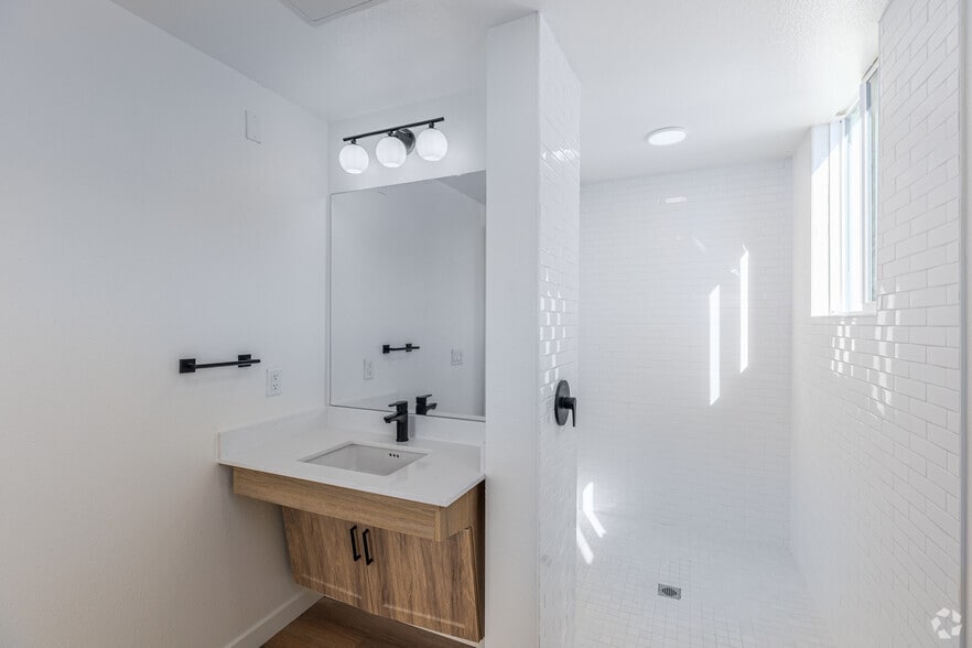 3943 Oregon St, San Diego, CA à vendre - Photo intérieure - Image 3 de 114