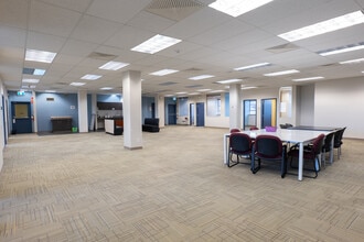 422 6th St, New Westminster, BC for lease Interior Photo- Image 1 of 12