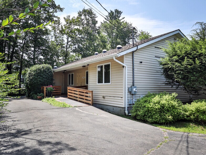 4 Lincoln Rd, South Fallsburg, NY à vendre - Photo principale - Image 1 de 11