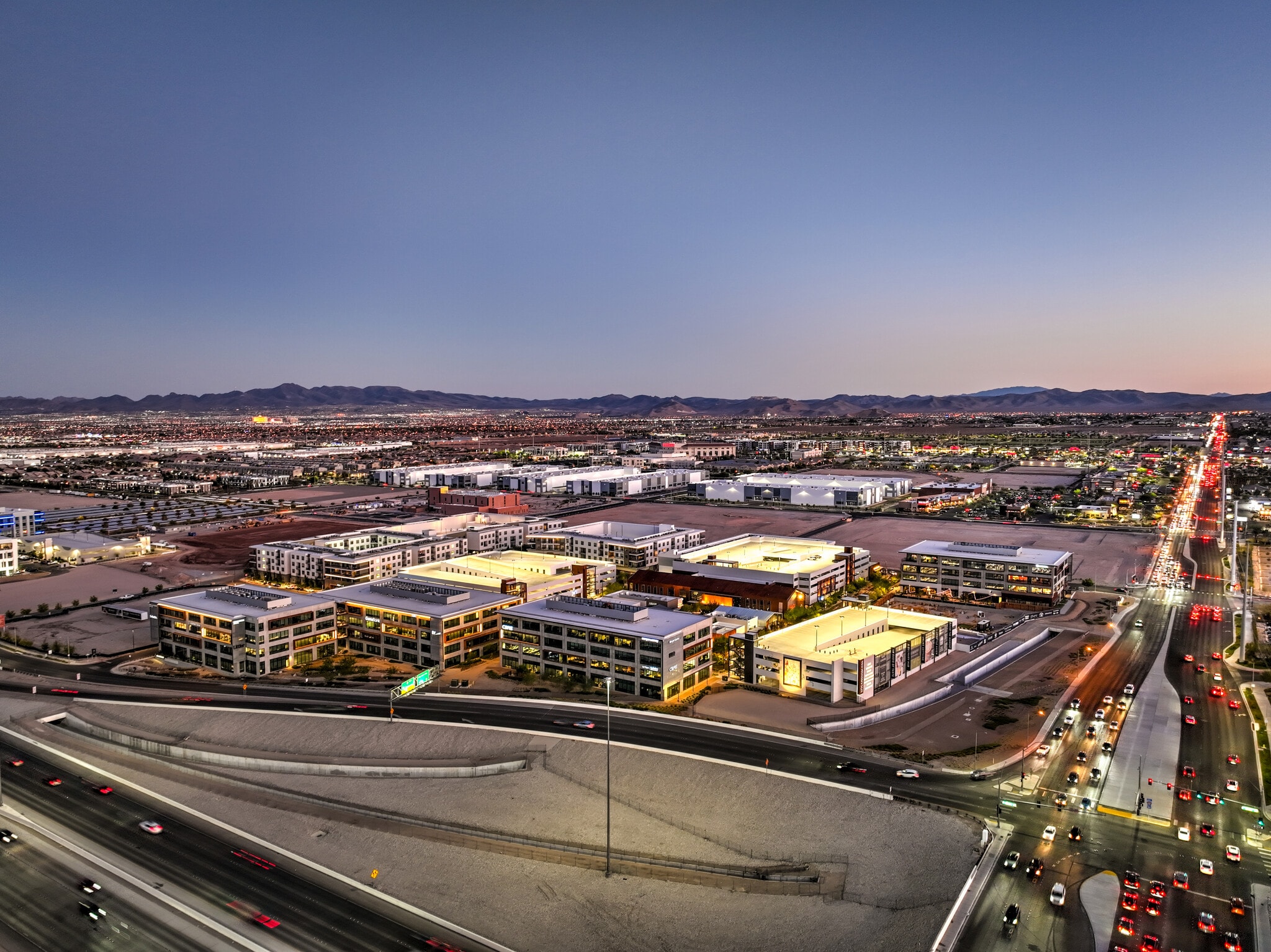 Durango & 215, Las Vegas, NV for lease Building Photo- Image 1 of 14