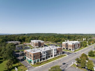 Plus de détails pour 580 Columbia Tpke, East Greenbush, NY - Commerce de détail à louer