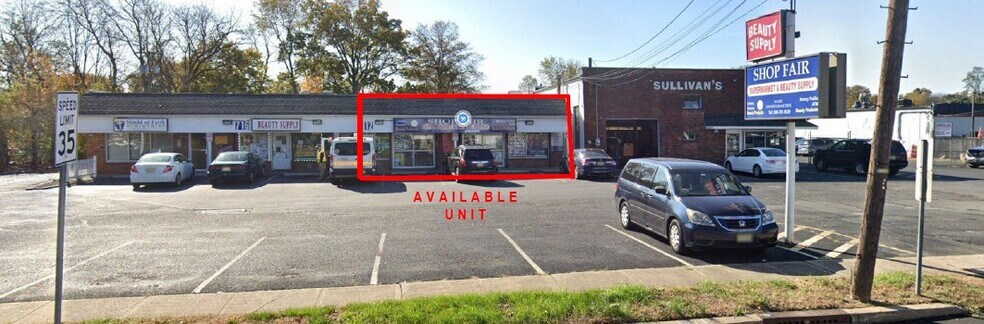 712 Clinton Ave, South Plainfield, NJ à louer - Photo du bâtiment - Image 2 de 3