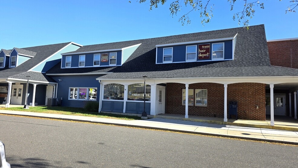 51 Depot St, Watertown, CT for sale - Building Photo - Image 1 of 1
