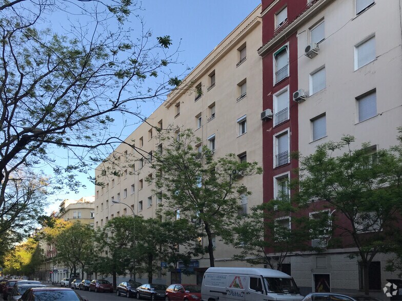 Calle Maíquez, 31, Madrid, Madrid for lease - Building Photo - Image 2 of 2