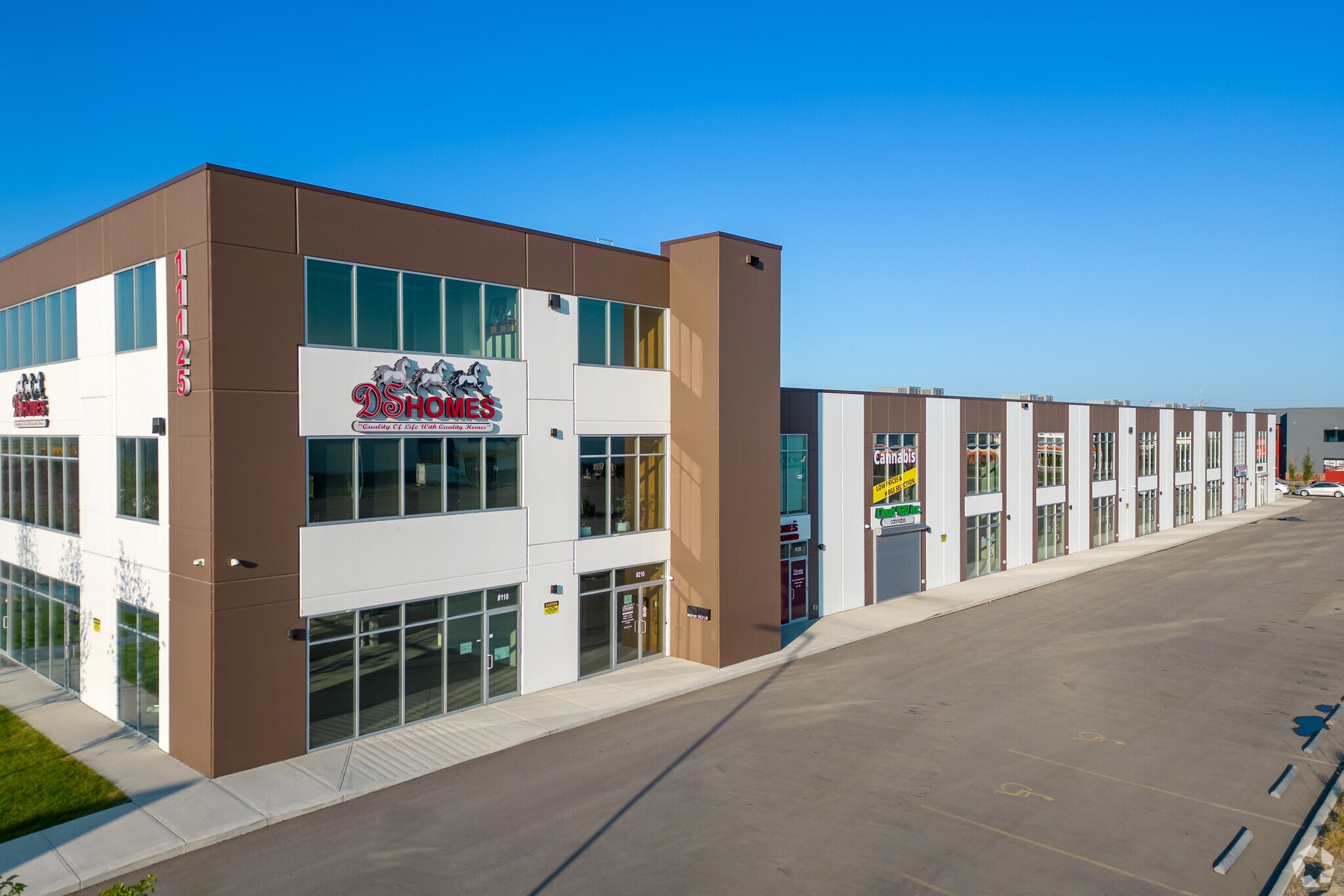 11125 38 St NE, Calgary, AB for lease Building Photo- Image 1 of 6