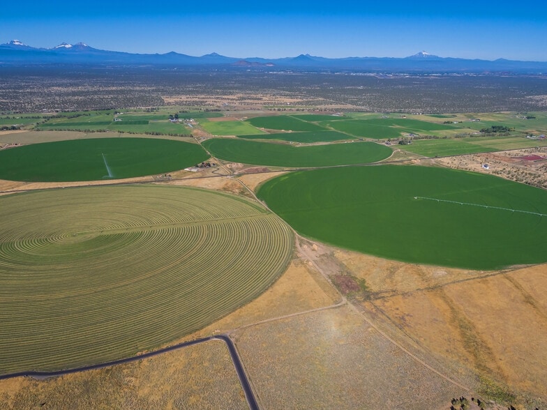 11705 SW Shumway Rd, Powell Butte, OR for sale - Building Photo - Image 3 of 46