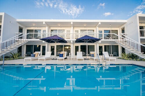 4433 El Mar Dr, Lauderdale-by-the-Sea, FL à vendre - Photo du bâtiment - Image 3 de 14