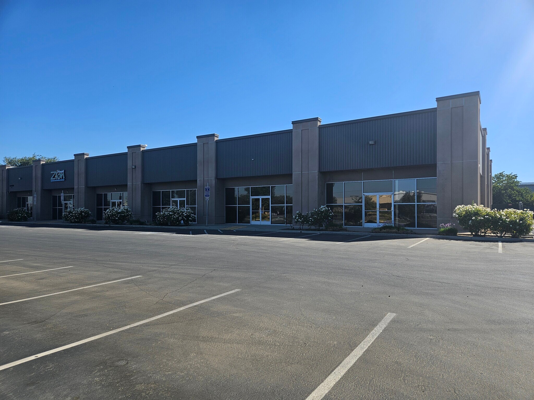 4368 N Brawley Ave, Fresno, CA à vendre Photo du bâtiment- Image 1 de 1