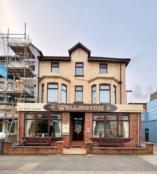 1 Wellington Rd, Blackpool for sale - Primary Photo - Image 1 of 27