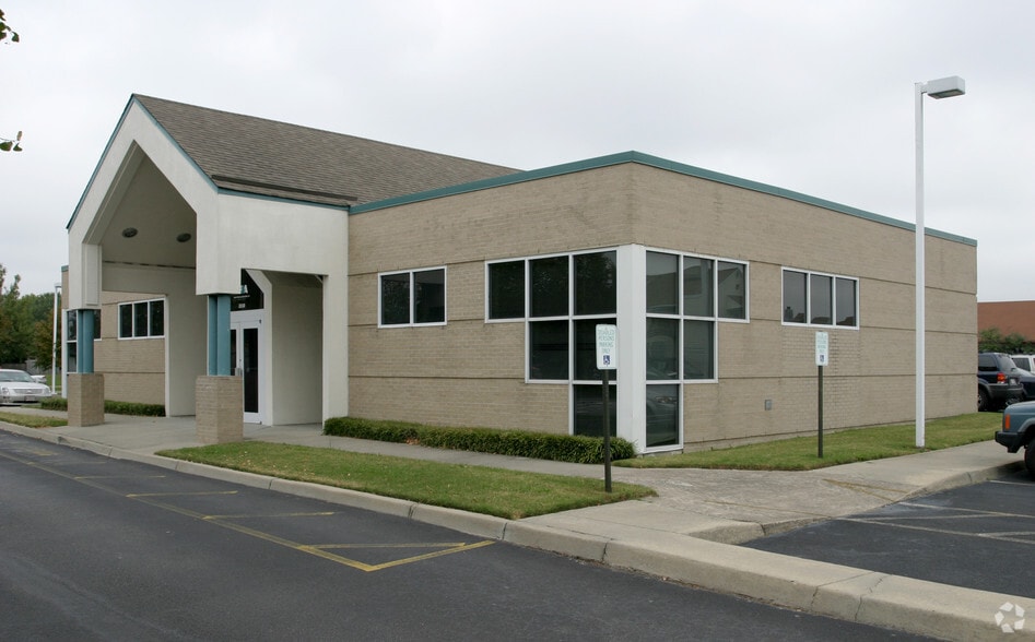 3550 Buckner Blvd, Virginia Beach, VA à vendre - Photo du bâtiment - Image 2 de 6
