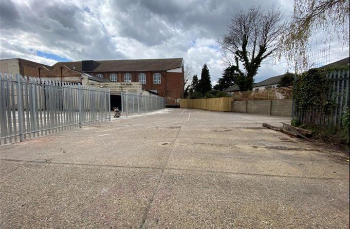 118 Handford Rd, Ipswich for lease - Building Photo - Image 2 of 4