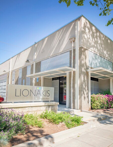 1920 20th St, Sacramento, CA à louer - Photo du bâtiment - Image 2 de 31