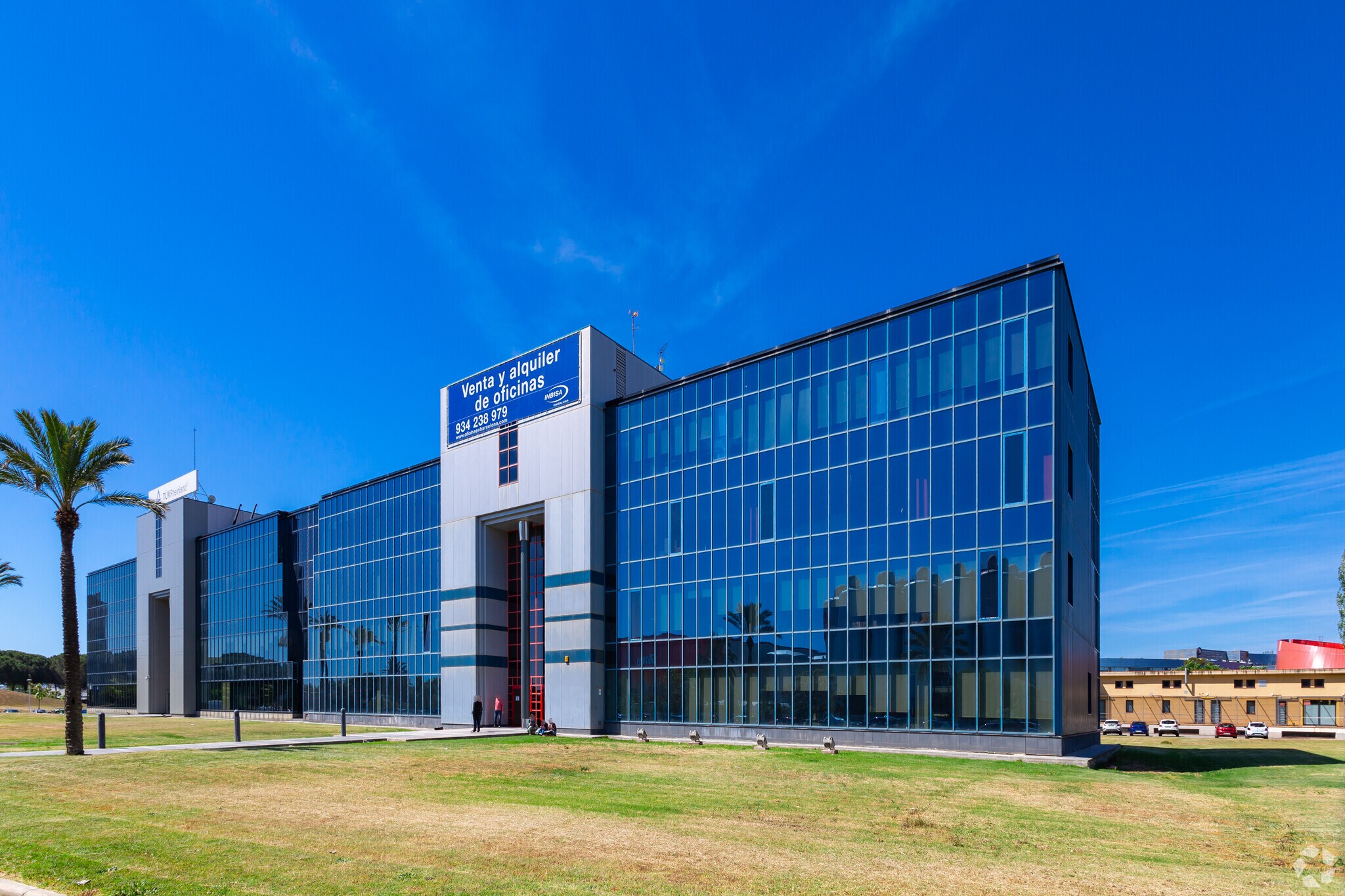 Carrer de la Garrotxa, El Prat de Llobregat, Barcelona à vendre Photo du bâtiment- Image 1 de 4