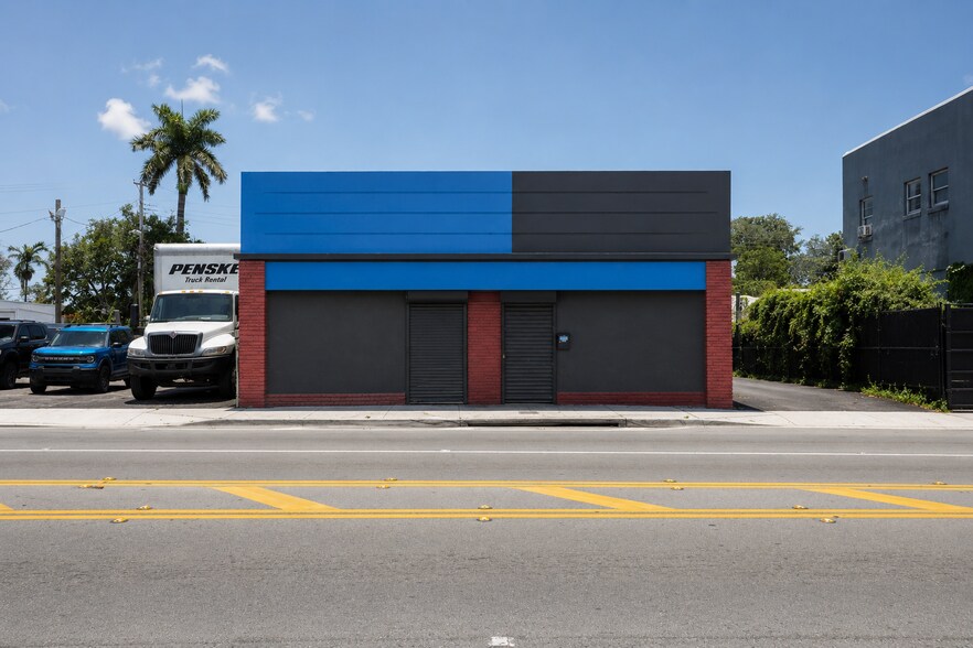 2284-2286 NW 36th St, Miami, FL for lease - Building Photo - Image 1 of 11