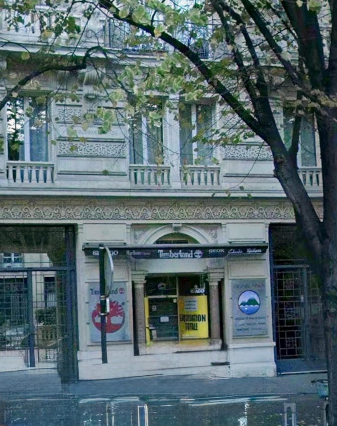 7-9 Place Des Ternes, Paris à louer Photo principale- Image 1 de 2