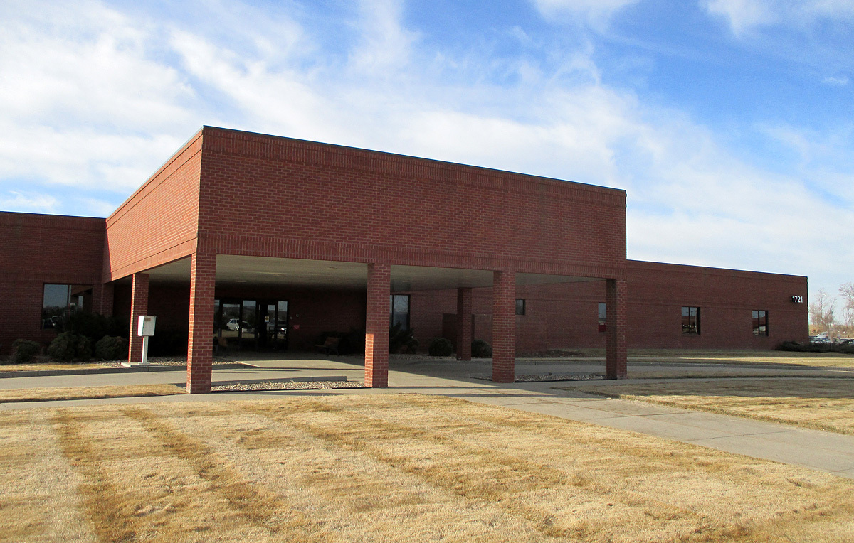 1721 Burlington Dr, Bismarck, ND for lease Building Photo- Image 1 of 5