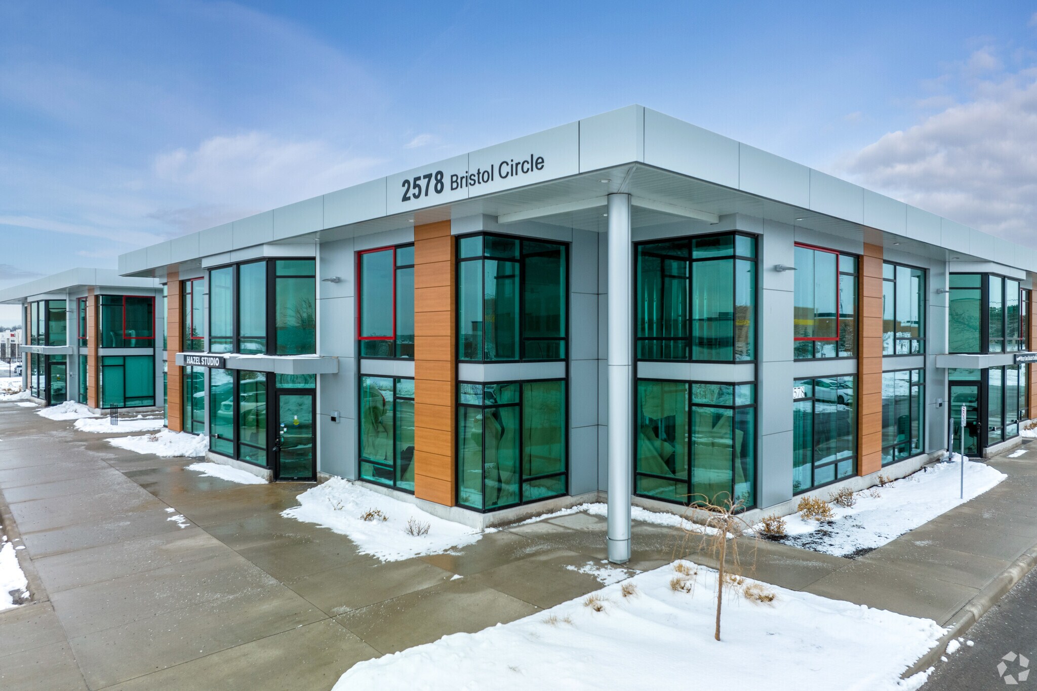 2578 Bristol Cir, Oakville, ON à vendre Photo principale- Image 1 de 1