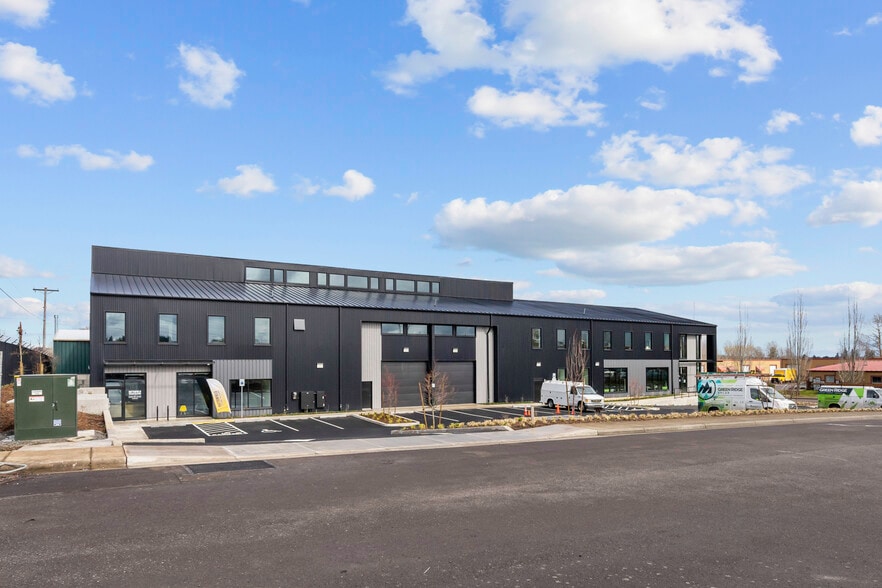 15205 SW Arrow St, Sherwood, OR for sale - Building Photo - Image 3 of 11