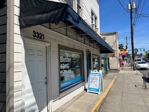 3321-3327 SE Hawthorne St, Portland, OR for lease Building Photo- Image 1 of 1