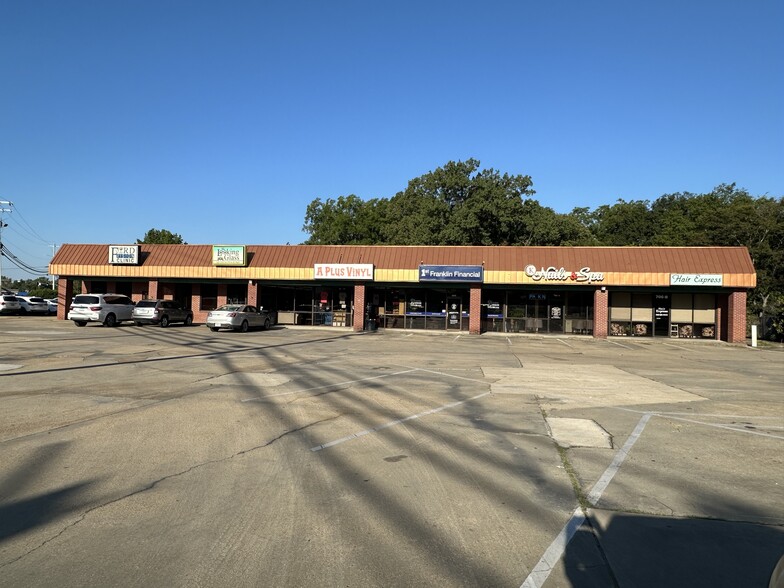 706 MS-12 Suite D, Starkville, MS for lease - Building Photo - Image 1 of 11