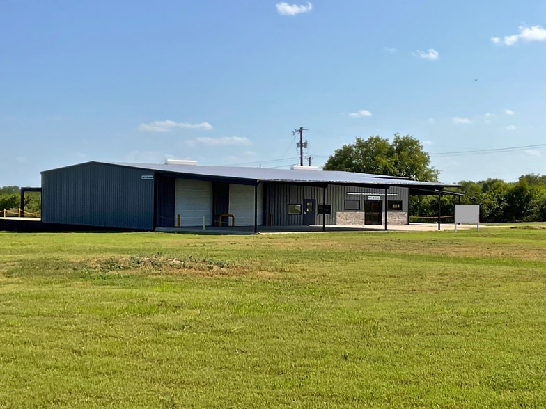 1505 S Rio Grande St, Taylor, TX à louer - Photo du bâtiment - Image 2 de 15