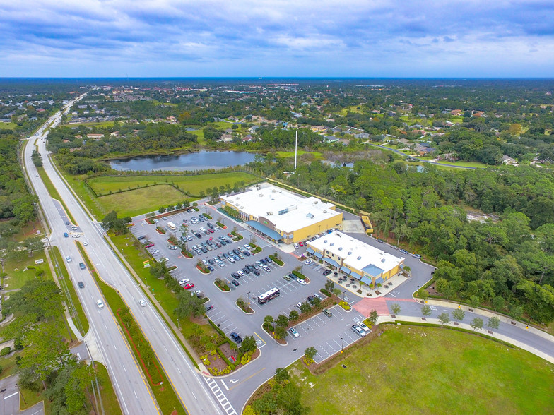 173 N Charles Richard Beall Blvd, Debary, FL for lease - Building Photo - Image 3 of 10