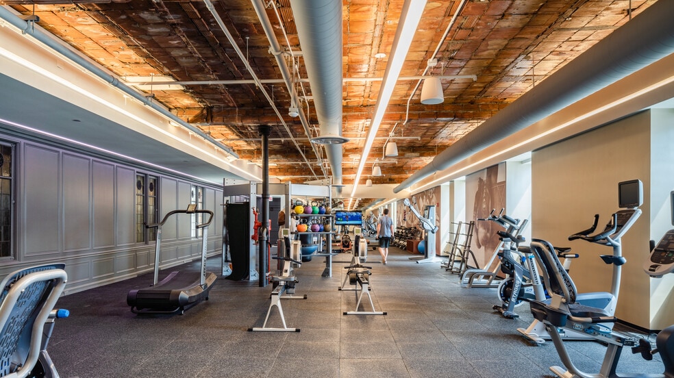 231 S lasalle St, Chicago, IL for lease - Interior Photo - Image 3 of 36