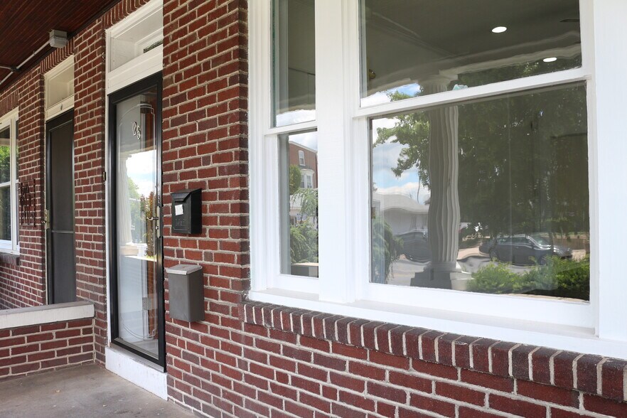 725 Penn Ave, West Reading, PA à louer - Photo du bâtiment - Image 3 de 15