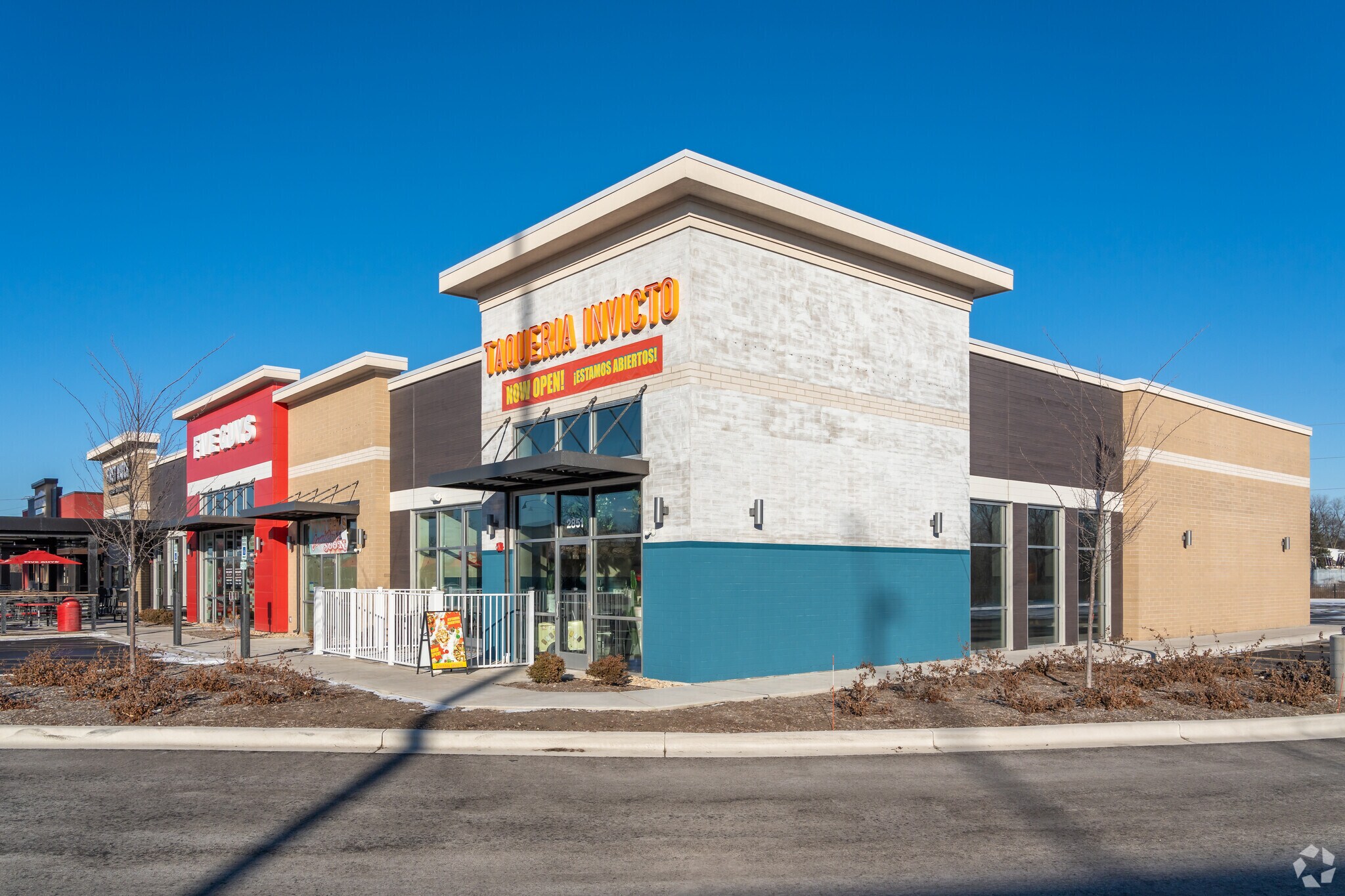 2811 Mannheim Rd, Des Plaines, IL for lease Primary Photo- Image 1 of 16