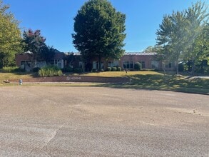 26 Security Dr, Jackson, TN for lease Interior Photo- Image 1 of 4