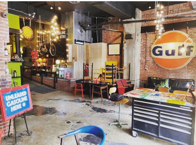 643 1st Ave, Pittsburgh, PA à louer - Hall d’entrée - Image 2 de 2