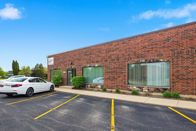 Plus de détails pour 1480 Industrial Dr, Itasca, IL - Local d'activités à louer