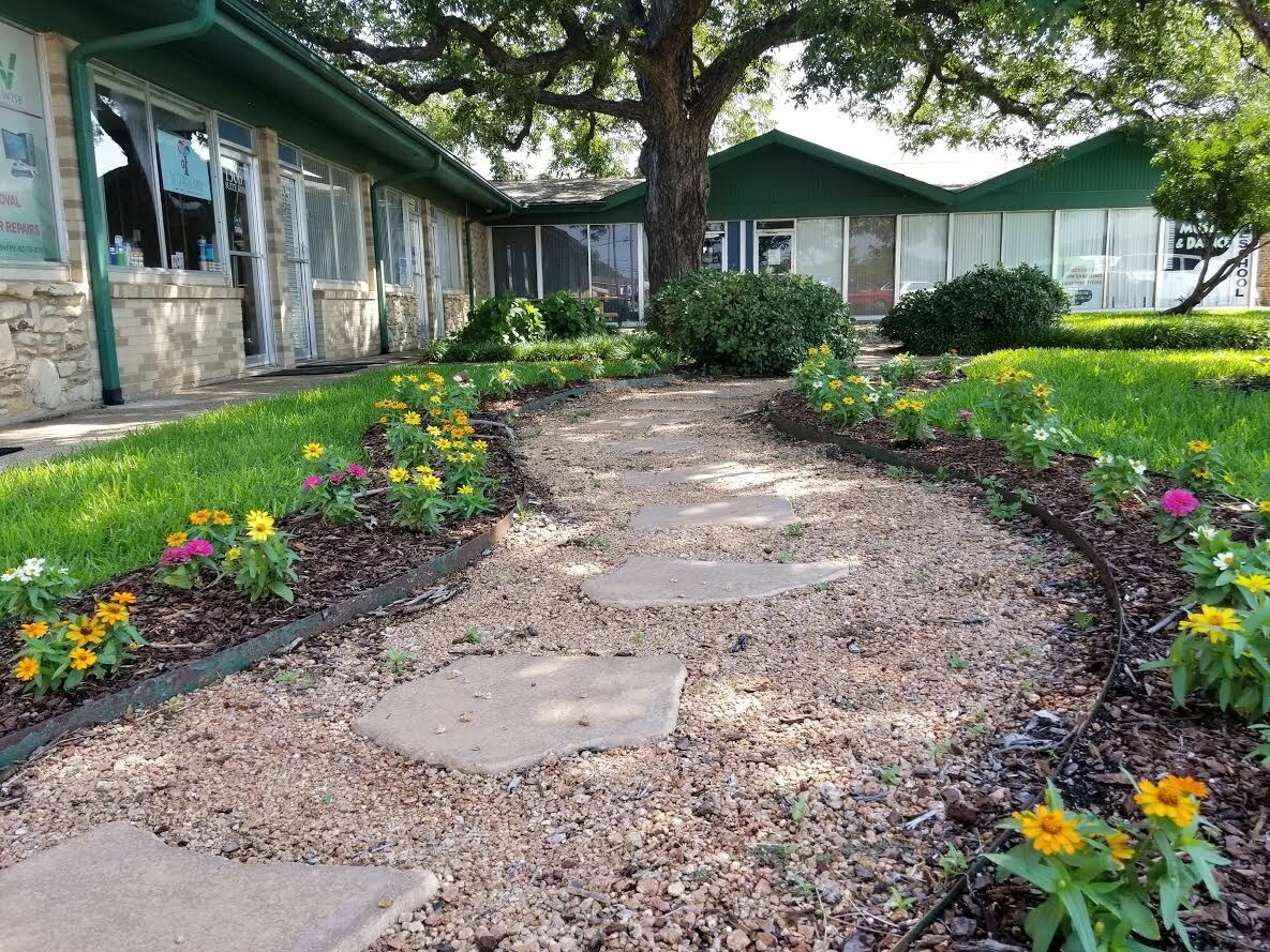 1300-1342 W Euless Blvd, Euless, TX à louer Photo principale- Image 1 de 11