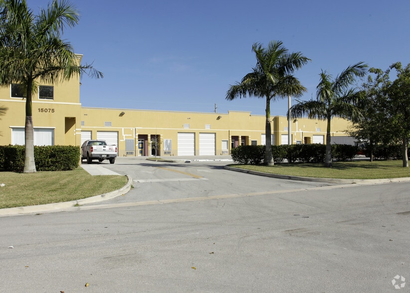 15075 SW 137th St, Miami, FL for lease - Building Photo - Image 3 of 37