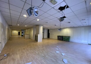 72 Avenue De La Grande Armée, Paris for lease Building Photo- Image 2 of 17