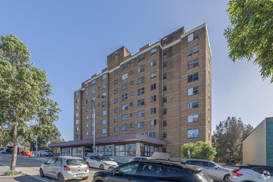10-12 Bridge St, Granville à louer - Photo principale - Image 1 de 4