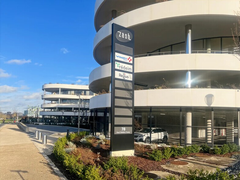 Office in Tinqueux for lease - Building Photo - Image 1 of 10