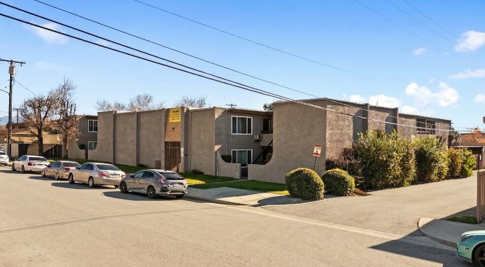 141 E 42nd St, San Bernardino, CA à vendre - Photo du bâtiment - Image 2 de 16